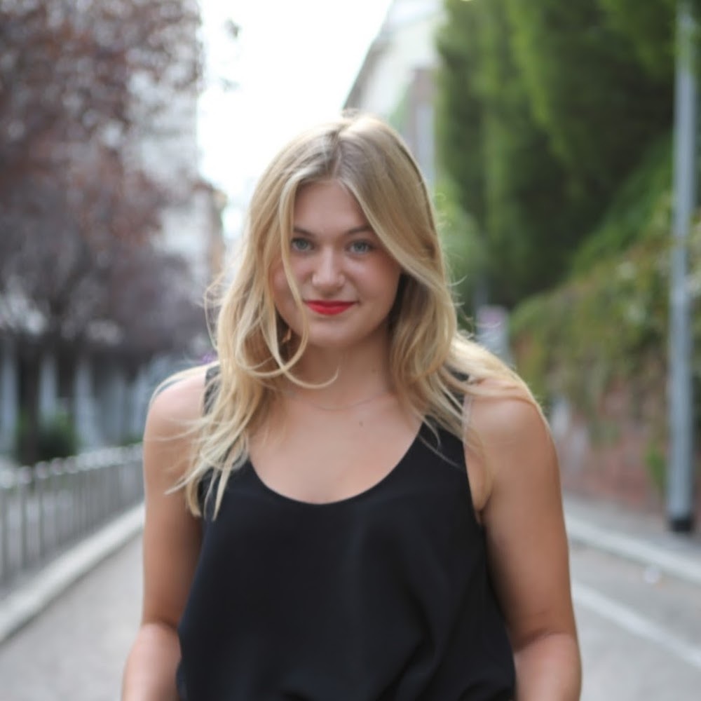 Meet your Posher, Romy